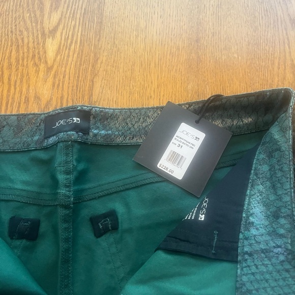 NWT Joes Jeans High Rise Straight Leg Crop Green Faux Snake Scaled Bistro 31 - Picture 7 of 12